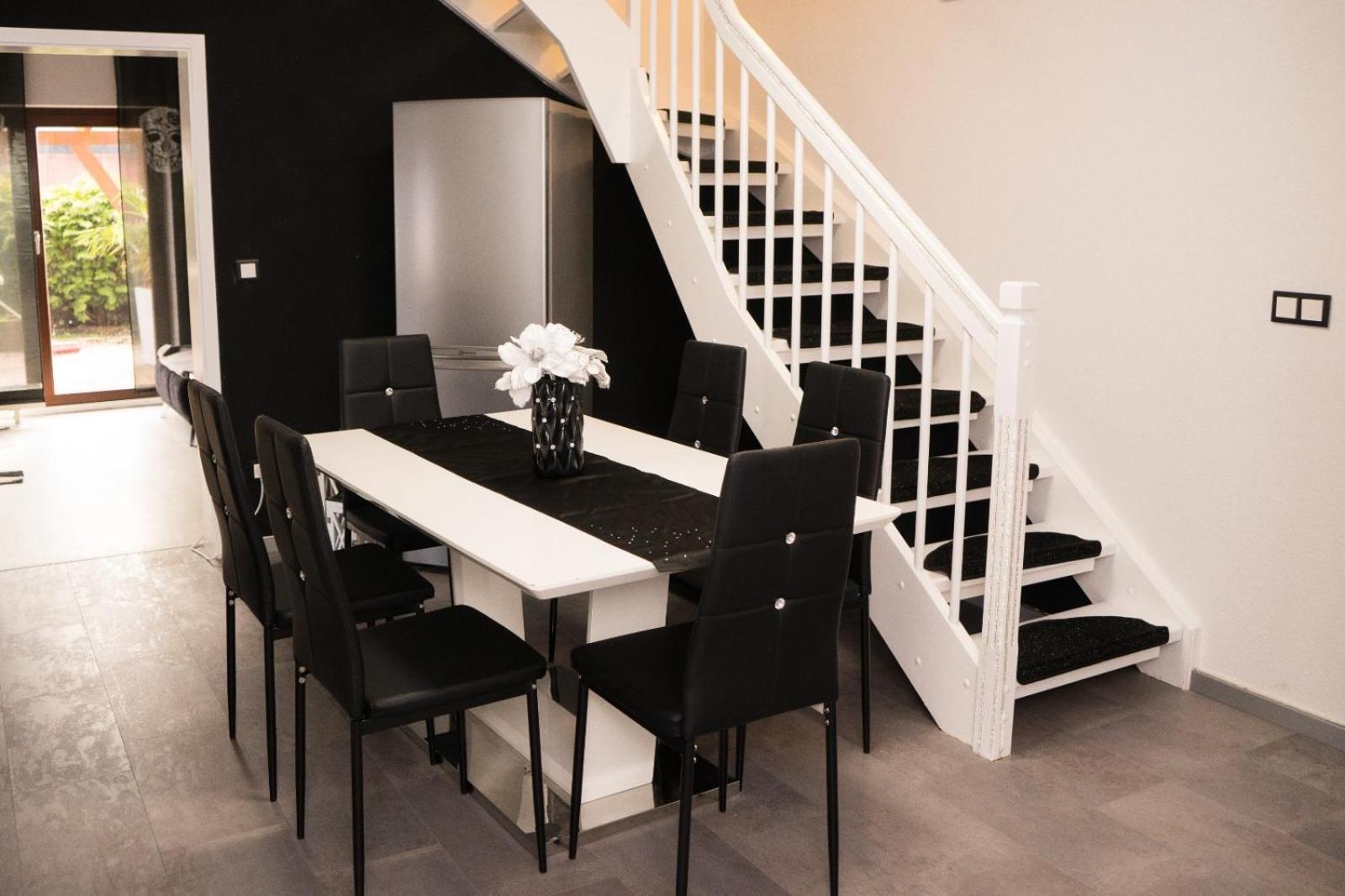 Zum Kaeutzchen 120Qm Ferienhaus 8 Personen 4 Schlafzimmer Nossentiner Huette Exteriör bild