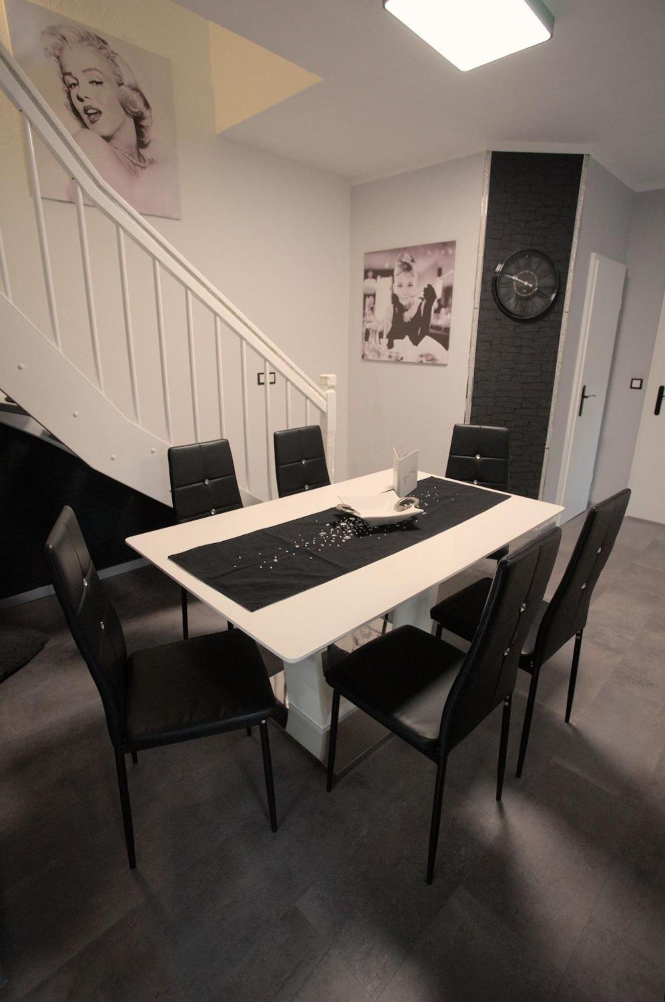 Zum Kaeutzchen 120Qm Ferienhaus 8 Personen 4 Schlafzimmer Nossentiner Huette Exteriör bild
